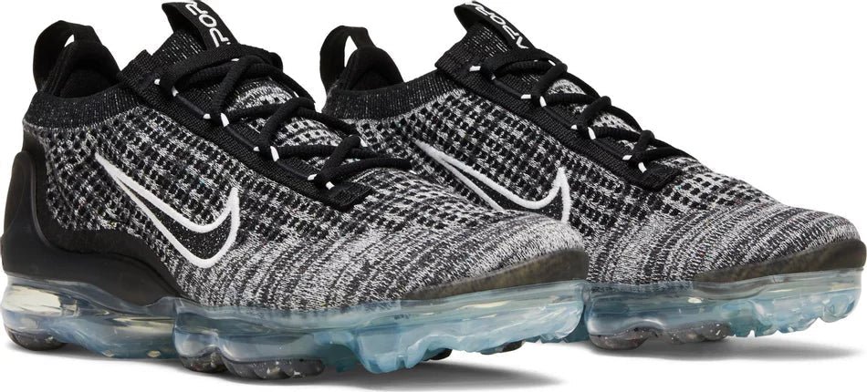 Wmns Air VaporMax 2021 Flyknit 'Oreo' - Image 4