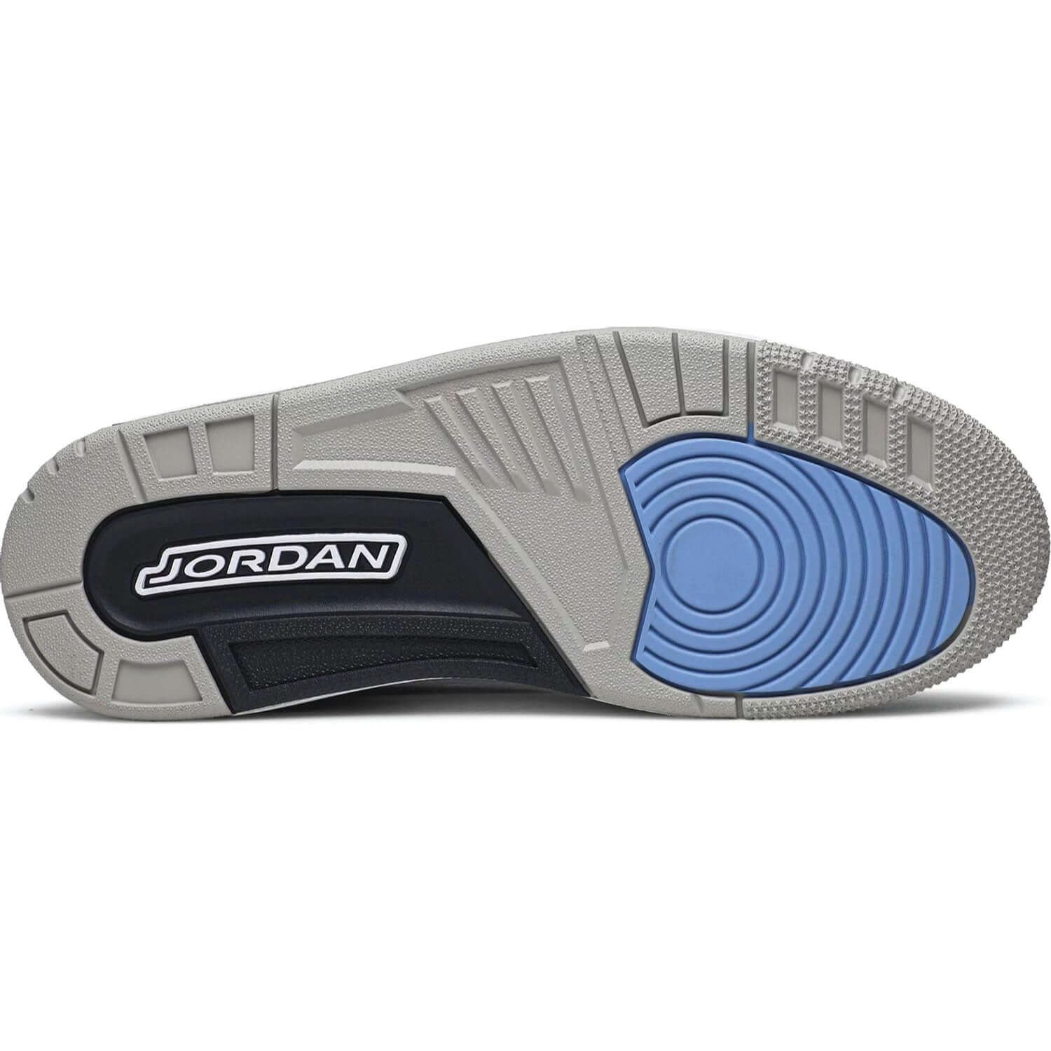 Air Jordan 3 Retro 'UNC' - Image 2