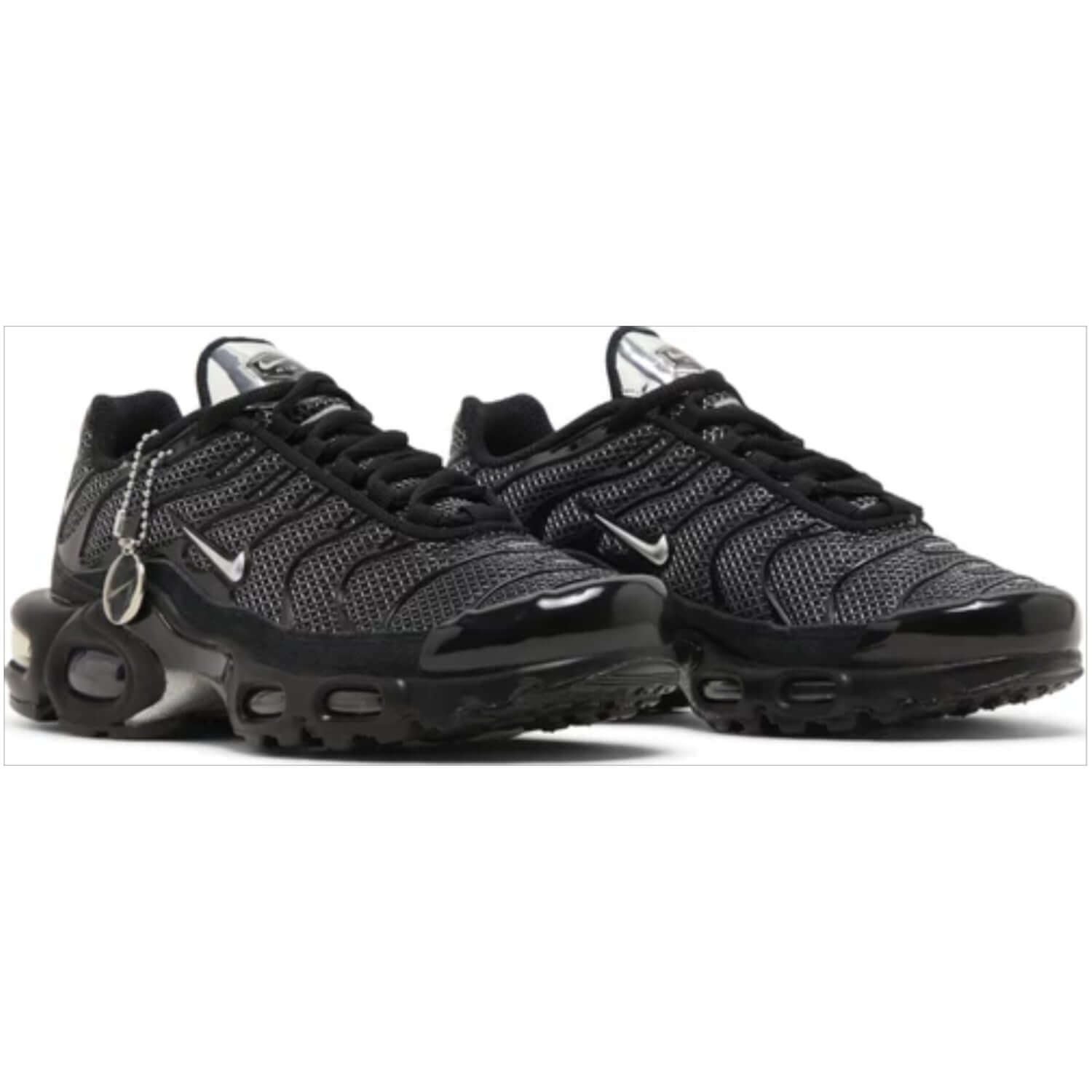 Wmns Air Max Plus 'Black Metallic Silver' - Image 4